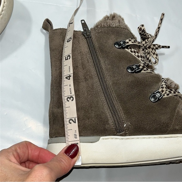 Rockport Cobb Hill GRAY SUEDE Elysse Alpine Zip ANKLE BOOTS 7.5M CH6803 womens - Picture 5 of 14